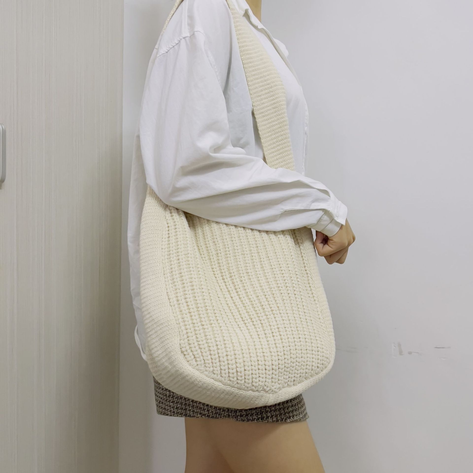 Bag Messenger Bag Knitted Bag Large Capacity Tote Bag Shoulder Bag For Women - Image 3