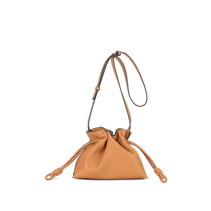 Fashionable new leather women's handbag - Image 8