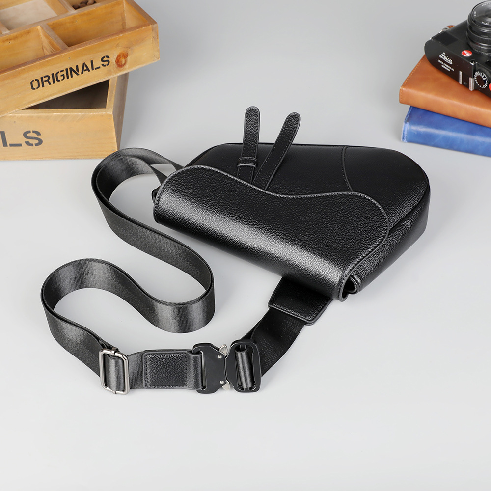 Shoulder bag saddle bag zipper diagonal cross bag men's bag - Image 3