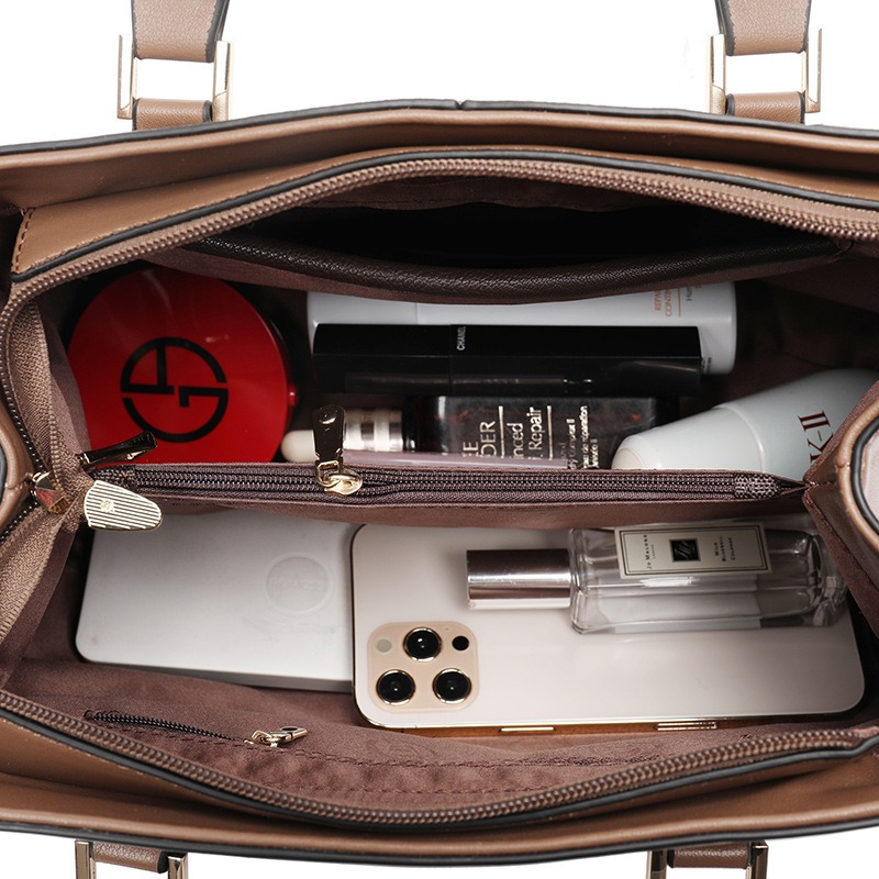 Single shoulder sloping large capacity soft leather women's handbag - Image 5