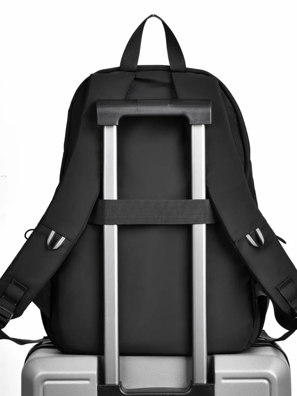 Multi-pocket adjustable shoulder strap laptop backpack - Image 3