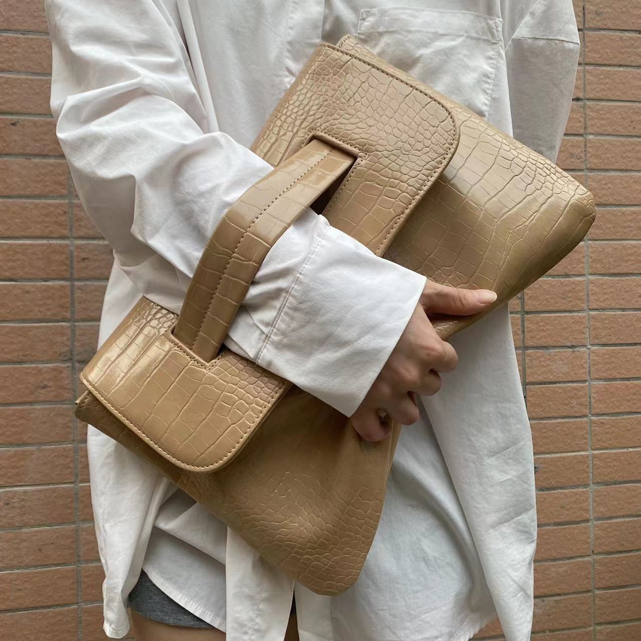 Crocodile patterned carrying bag with sleeve, large capacity file bag, storage bag, official document bag - Image 5