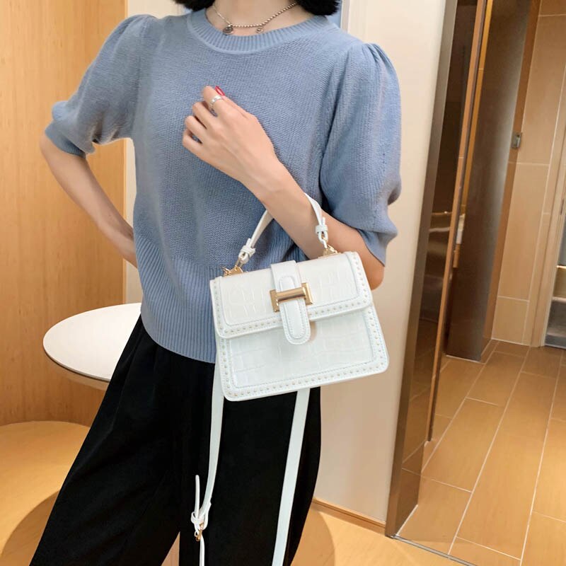 Women's fashionable travel handbag - Image 2