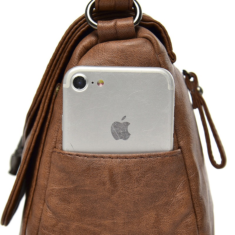 Soft leather fashionable retro single shoulder crossbody bag - Image 10